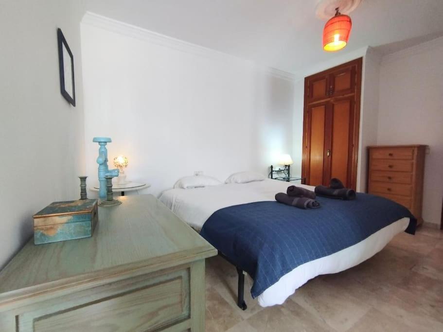 Beautiful 2 Bedroom In Calle Carabeo, 네르하 외부 사진