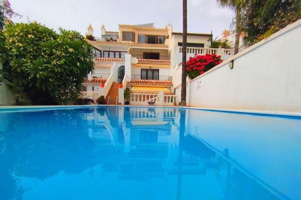 Beautiful 2 Bedroom In Calle Carabeo, 네르하 외부 사진