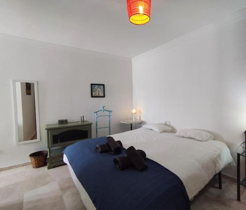 Beautiful 2 Bedroom In Calle Carabeo, 네르하 외부 사진