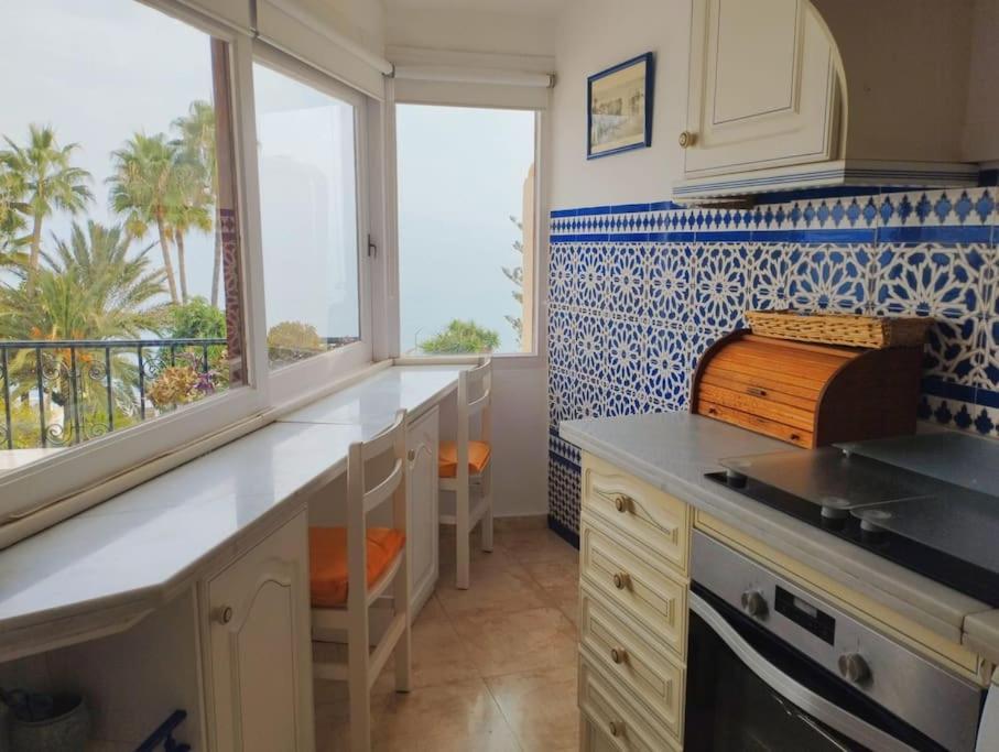 Beautiful 2 Bedroom In Calle Carabeo, 네르하 외부 사진